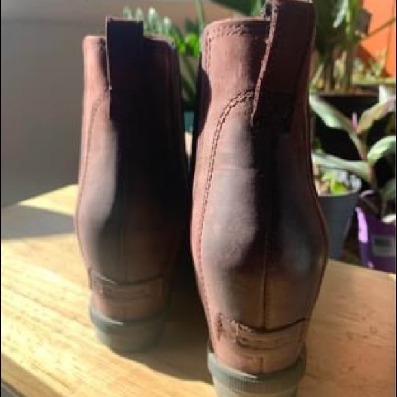 Sorrel Booties - Picture 2 of 5